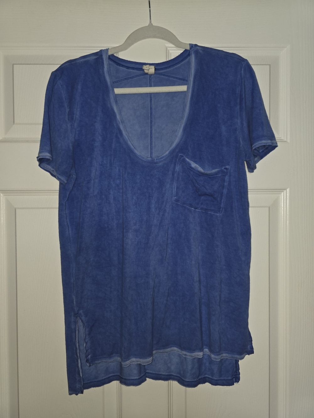 Moving Sale! { Free People "We The Free" Blue Raw Hem Top Size S